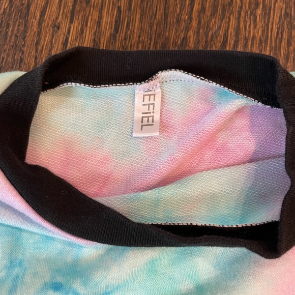 Size 6 Tie Dye Crop Top and Jogger Outfit - Picture 6 of 6